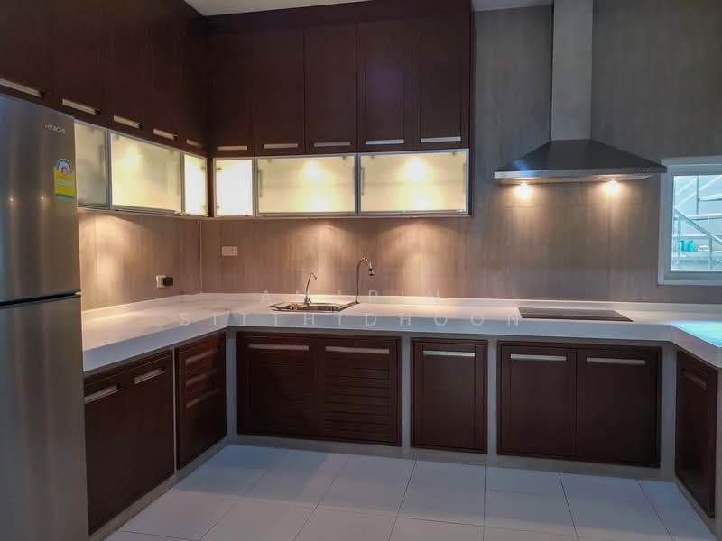 Baan Klang Krung Grande Vienna Rama 3, Bangkok, Rama 3 Road, Bang Pong Pang, Yan Nawa, Bangkok, 3 Bedrooms, 340 sqm, Townhouse For Sale, by Amarin Sitthidhoon, 500339968 - DDproperty.com