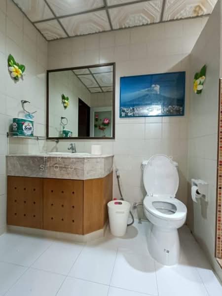 Country Complex Bangna, Bangkok, Sanpawut Road, Bang Na, Bangkok, 2 Bedrooms, 71 sqm, Condo For Rent, by Praewpakar Soontawong, 500339990 - DDproperty.com