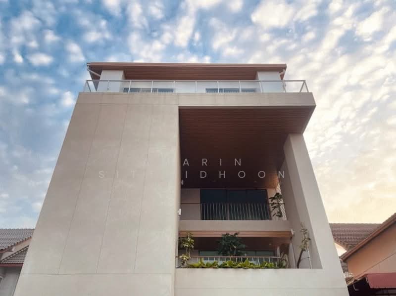 Land with Building in Sukhumvit 56, Bangkok, Bang Chak, Phra Khanong, Bangkok, 2 Bedrooms, 500 sqm, Single Detached House For Sale, by Amarin Sitthidhoon, 500340011 - DDproperty.com