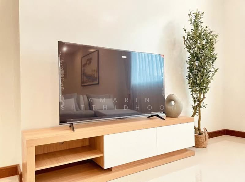 Land with Building in Sukhumvit 56, Bangkok, Bang Chak, Phra Khanong, Bangkok, 2 Bedrooms, 500 sqm, Single Detached House For Sale, by Amarin Sitthidhoon, 500340011 - DDproperty.com
