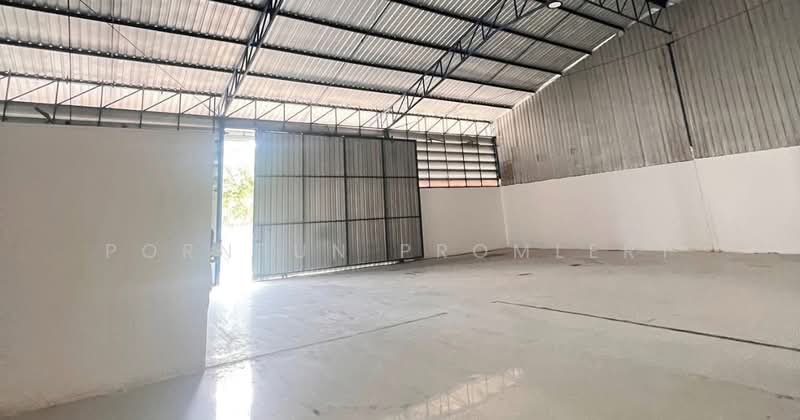 Warehouse for Rent in Chonburi, Thailand, Chon Buri (Pattaya), Nong Tamlung, Phan Thong, Chon Buri (Pattaya), , 336 sqm, Warehouse/Factory For Rent, by Pornpun Promlert, 500340030 - DDproperty.com