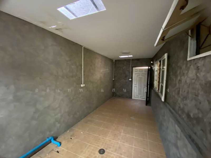 Pattara Niwet, Pathum Thani, Bang Khu Wat, Muang Pathum Thani, Pathum Thani, 3 Bedrooms, 200 sqm, Single Detached House For Sale, by Adithep Saenmueang, 500340049 - DDproperty.com