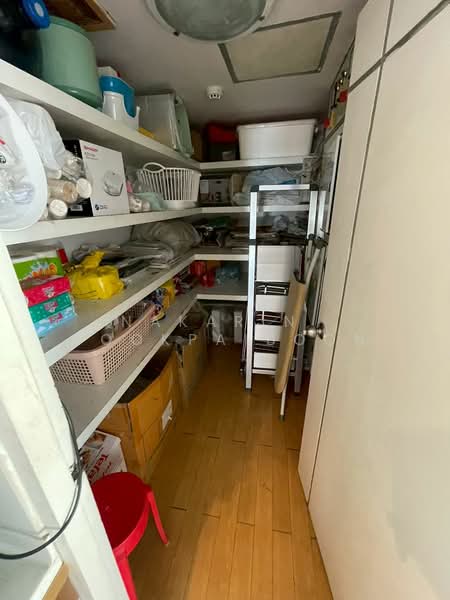 Liberty Park 1, Bangkok, 170 Soi Sukhumvit 23, Khlongtoei Nua, Watthana, Bangkok, 3 Bedrooms, 240 sqm, Condo For Rent, by Nakarin Sookpaiboon, 500340052 - DDproperty.com