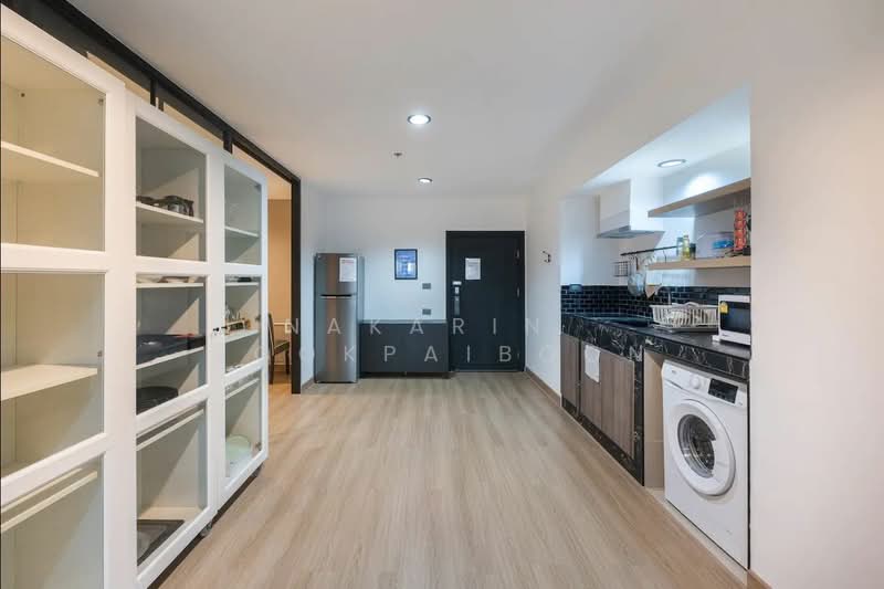 State Tower, Bangkok, 1055 Silom Road, Silom, Bang Rak, Bangkok, 3 Bedrooms, 140 sqm, Condo For Rent, by Nakarin  Sookpaiboon, 500340096 - DDproperty.com
