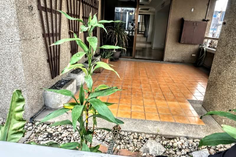 Asoke Towers, Bangkok, Sukhumvit 21 Road, Khlongtoei Nua, Watthana, Bangkok, 3 Bedrooms, 286 sqm, Condo For Sale, by Pemika Aukkaraleekul, 500340097 - DDproperty.com