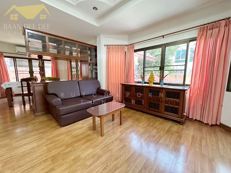 บ้านให้เช่า – ใกล้โฮมโปรสันทราย เพียง 5 นาที ค่าเช่า 22,000 บาท / เดือน รหัสทรัพย์ : No.11H651, Chiang Mai, San Sai Luang, San Sai, Chiang Mai, 3 Bedrooms, 150 sqm, Single Detached House For Rent, by Rutchaporn Tunsiri, 500340133 - DDproperty.com