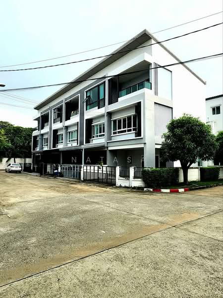เดอะริคโค้ ทาวน์ วัชรพล(The Ricco Town Watcharapol), กรุงเทพ, Ruammit Pattana, Khlong Tan Nuea, ท่าแร้ง, บางเขน, กรุงเทพ, 170 ตร.ม., ทาวน์เฮ้าส์ ขาย, โดย Natasa Techathonthanakhun, 500340166 - DDproperty.com