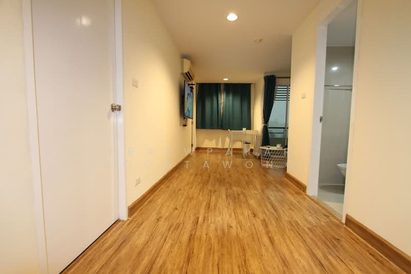 J.W. Boulevard Srivara, Bangkok, Srivara Road, Phlapphla, Wang Thonglang, Bangkok, 2 Bedrooms, 56 sqm, Condo For Rent, by Praewpakar Soontawong, 500340167 - DDproperty.com