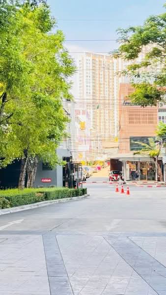 The Room Sathorn-St.Louis : เดอะ รูม สาทร - เซนหลุยส์, กรุงเทพ, 55 ซอยจันทน์ 18/7 ถนนจันทน์, ทุ่งวัดดอน, สาทร, กรุงเทพ, 65 ตร.ม., คอนโด ขาย, โดย Pemika Aukkaraleekul, 500340195 - DDproperty.com