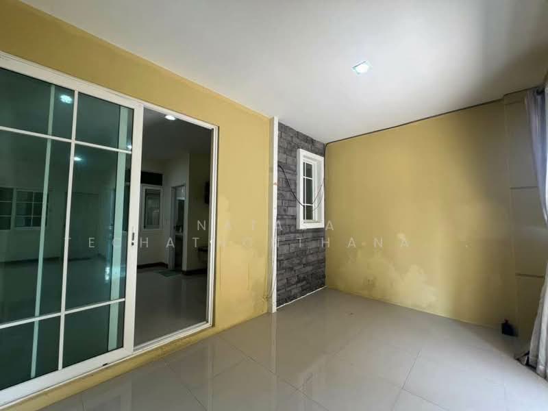 undefined, Bangkok, Prawet, Bangkok, 4 Bedrooms, 325 sqm, Single Detached House For Rent, by Natasa Techathonthanakhun, 500340254 - DDproperty.com