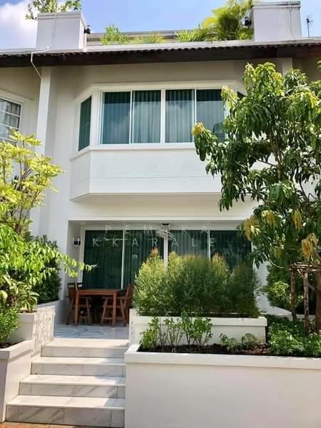 The Natural Place, Bangkok, 333 Soi Sukhumvit 31, Khlong Tan Nua, Watthana, Bangkok, 4 Bedrooms, 400 sqm, Townhouse For Sale, by Pemika Aukkaraleekul, 500340256 - DDproperty.com