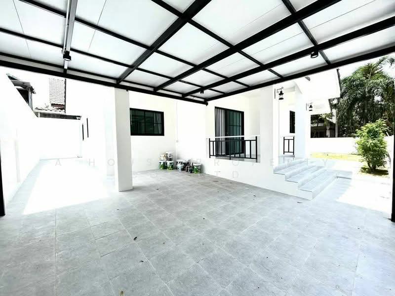 Single house for sale in Laddarom Village, Sriracha, Chon Buri (Pattaya), Surasak, Si Racha, Chon Buri (Pattaya), 3 Bedrooms, 300 sqm, Single Detached House For Sale, by A House Property Co.,Ltd., 500340265 - DDproperty.com