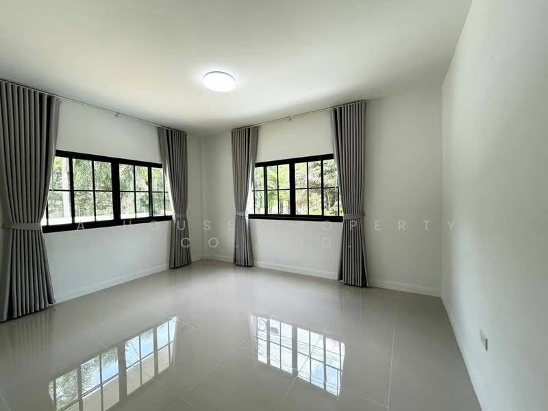 Single house for sale in Laddarom Village, Sriracha, Chon Buri (Pattaya), Surasak, Si Racha, Chon Buri (Pattaya), 3 Bedrooms, 300 sqm, Single Detached House For Sale, by A House Property Co.,Ltd., 500340265 - DDproperty.com