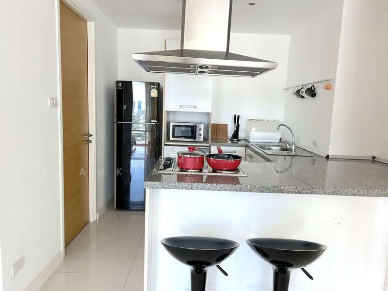 Fullerton Sukhumvit, Bangkok, Sukhumvit Road, Khlong Tan Nua, Watthana, Bangkok, 2 Bedrooms, 105 sqm, Condo For Sale, by Pemika Aukkaraleekul, 500340417 - DDproperty.com