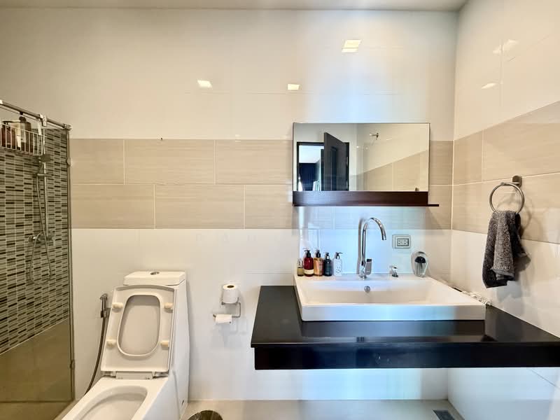 Casalunar Paradiso, Chon Buri (Pattaya), Sukhumvit Road, Saen Suk, Muang Chon Buri, Chon Buri (Pattaya), 3 Bedrooms, 150 sqm, Condo For Rent, by Paula ., 500340457 - DDproperty.com