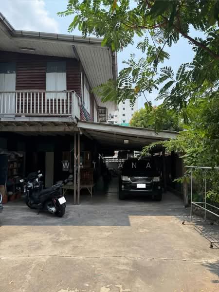 2-BR House, Bangkok, Phra Kanong Nua, Watthana, Bangkok, 2 Bedrooms, 93 sqm, Single Detached House For Rent, by Vinai Wattana, 500340470 - DDproperty.com