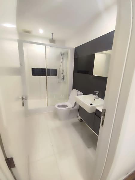 The Room Sukhumvit 62, Bangkok, 2288 Sukhumvit Road, Bang Chak, Phra Khanong, Bangkok, 2 Bedrooms, 75 sqm, Condo For Rent, by Vinai  Wattana, 500340494 - DDproperty.com
