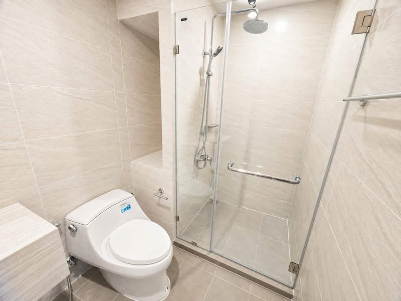 THE CROWN Residences, Bangkok, Rama 4 Road, Thung Maha Mek, Sathon, Bangkok, 1 Bedroom, 45 sqm, Condo For Rent, by Ratchanon Songthammakul, 500340508 - DDproperty.com
