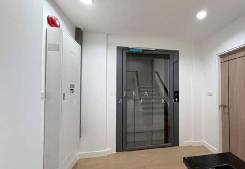 4-BR Townhouse, Bangkok, Bang Chak, Phra Khanong, Bangkok, 4 Bedrooms, 104 sqm, Townhouse For Sale, by Pemika Aukkaraleekul, 500340535 - DDproperty.com
