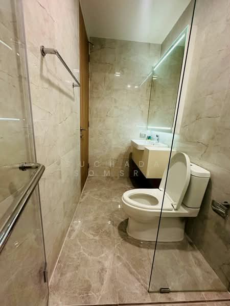 Noble Around Sukhumvit 33, Bangkok, 17 Soi Sukhumvit 33, Khlong Tan Nua, Watthana, Bangkok, 2 Bedrooms, 56 sqm, Condo For Rent, by Suchada Somsri, 500340568 - DDproperty.com
