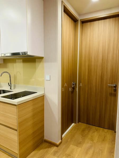 Noble Around Sukhumvit 33, Bangkok, 17 Soi Sukhumvit 33, Khlong Tan Nua, Watthana, Bangkok, 2 Bedrooms, 56 sqm, Condo For Rent, by Suchada Somsri, 500340568 - DDproperty.com