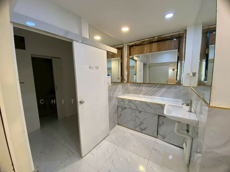 2nd Floor Commercial Space for Rent – Rama 2 near Central, Bangkok, Samae Dam, Bang Khun Thian, Bangkok, , 270 sqm, Retail Space For Rent, by Pudis Chitrungsakorn, 500340638 - DDproperty.com
