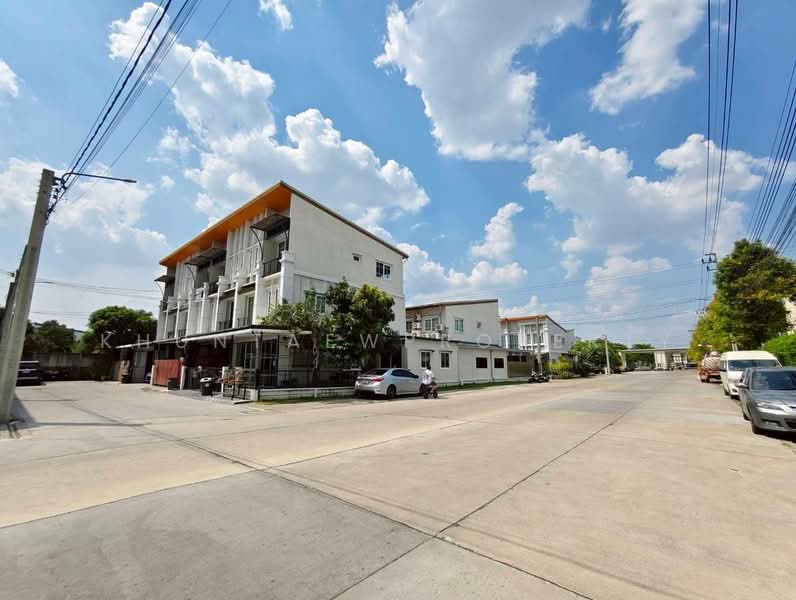 Golden Town 2 Pinklao - Charansanitwong, Nonthaburi, Bang Kruai-Sai Noi Road, Bang Kruai, Nonthaburi, 4 Bedrooms, 187 sqm, Townhouse For Sale, by KhunTaewProperty, 500340686 - DDproperty.com