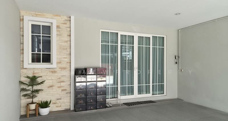 Golden Town 2 Pinklao - Charansanitwong, Nonthaburi, Bang Kruai-Sai Noi Road, Bang Kruai, Bang Kruai, Nonthaburi, 4 Bedrooms, 187 sqm, Townhouse For Sale, by KhunTaewProperty, 500340686 - DDproperty.com