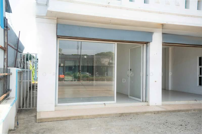 Commercial building located on Chiang Mai Outer Ring Road 2, Chiang Mai, สมโภชเชียงใหม่ 700 ปี, Tha Wang Tal, Saraphi, Chiang Mai, , 392 sqm, Shophouse For Sale, by Shori Asset Group Co., Ltd., 500340711 - DDproperty.com