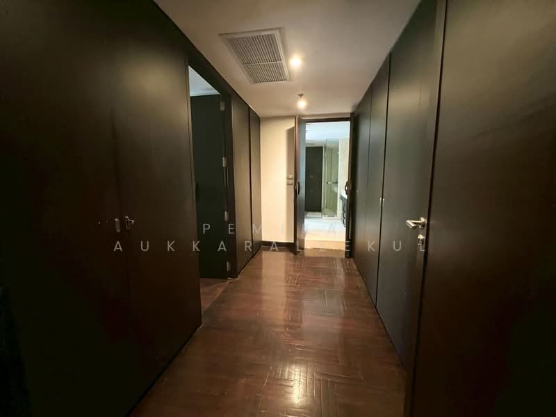 Kallista Mansion, Bangkok, 64 Soi Sukhumvit 11, Khlongtoei Nua, Watthana, Bangkok, 2 Bedrooms, 298 sqm, Condo For Sale, by Pemika Aukkaraleekul, 500340717 - DDproperty.com