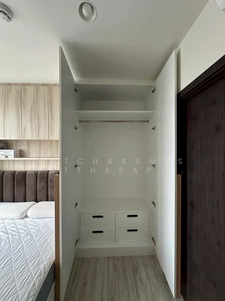 XT Huaikhwang, Bangkok, 244 Ratchadaphisek Road, Huai Khwang, Bangkok, 1 Bedroom, 35 sqm, Condo For Rent, by Patcharames Pattharapornviboon, 500340752 - DDproperty.com