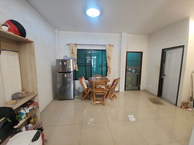 หมู่บ้านไอวี่ทาวน์2 พนัสนิคม (Ivy Town2), Chon Buri (Pattaya), Kut Ngong, Phanat Nikhom, Chon Buri (Pattaya), 3 Bedrooms, 120 sqm, Townhouse For Sale, by The Best Property หนุ่ย, 500340771 - DDproperty.com