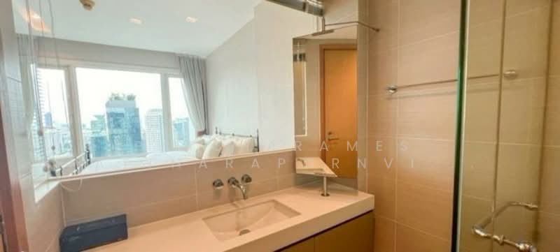 Siri At Sukhumvit, Bangkok, 902 Sukhumvit Road, Phra Kanong, Khlong Toei, Bangkok, 1 Bedroom, 52 sqm, Condo For Rent, by Patcharames Pattharapornviboon, 500340780 - DDproperty.com