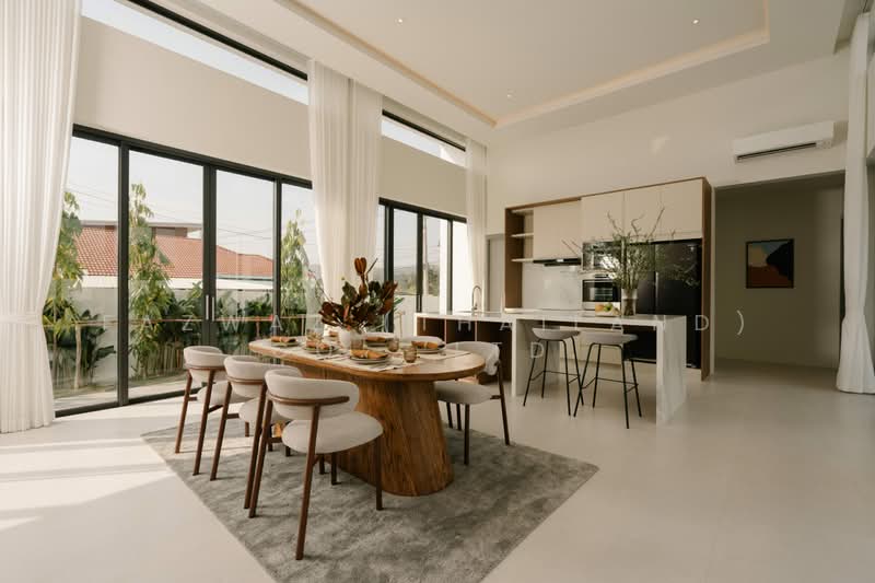 Luxury 3BR Villa in Hua Hin City, 370 SqM Built to Order, Prachuap Khiri Khan, Hua Hin, Prachuap Khiri Khan, 3 Bedrooms, 370 sqm, Villa For Sale, by Fazwaz (Thailand) Co., Ltd., 500340854 - DDproperty.com