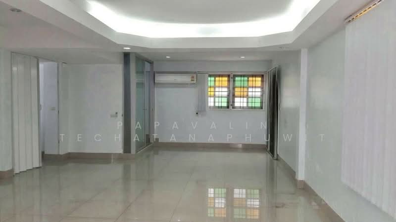 Cozy Living Ladprao 64, Bangkok, 279 Soi Ladprao 64, Wang Thonglang, Wang Thonglang, Bangkok, 3 Bedrooms, 150 sqm, Apartment For Rent, by Papavalin Techatanaphuwit, 500340866 - DDproperty.com