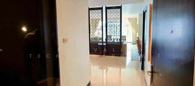 The Park Chidlom, Bangkok, 1 Petchaburi Road, Pathum Wan, Bangkok, 3 Bedrooms, 250 sqm, Condo For Rent, by Papavalin Techatanaphuwit, 500340910 - DDproperty.com