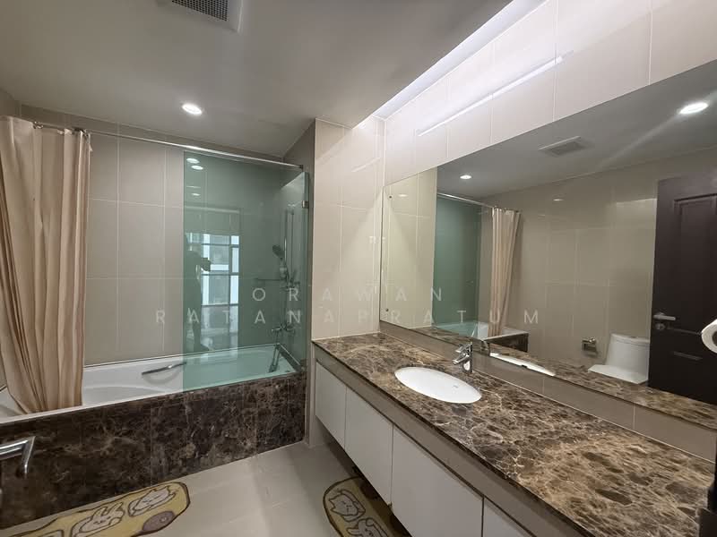 The Prime 11, Bangkok, 29 Soi Sukhumvit 11, Khlongtoei Nua, Watthana, Bangkok, 2 Bedrooms, 82 sqm, Condo For Sale, by Orawan Ratanapratum, 500340935 - DDproperty.com