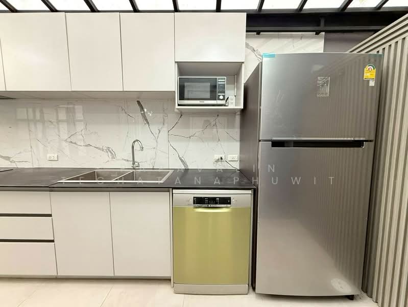 The Connect UP 3 Ladprao 126, Bangkok, Soi Ladprao 126, Lat Phrao Road, Phlapphla, Wang Thonglang, Bangkok, 3 Bedrooms, 165 sqm, Townhouse For Rent, by Papavalin Techatanaphuwit, 500340956 - DDproperty.com