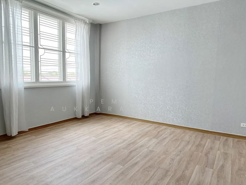 4-BR Townhouse, Bangkok, Din Daeng, Bangkok, 4 Bedrooms, 170 sqm, Townhouse For Sale, by Pemika Aukkaraleekul, 500340983 - DDproperty.com