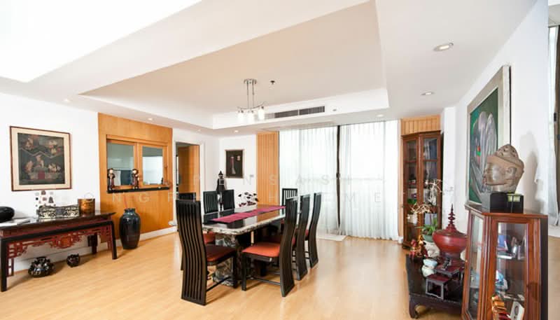Phirom Garden Residence, Bangkok, Soi Sukhumvit 41, Khlong Tan Nua, Watthana, Bangkok, 3 Bedrooms, 280 sqm, Apartment For Rent, by Pensasi Ongphichetmetha, 500341015 - DDproperty.com