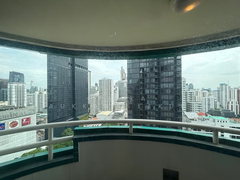 Las Colinas, Bangkok, Sukhumvit 21 Road, Khlongtoei Nua, Watthana, Bangkok, 2 Bedrooms, 186 sqm, Condo For Sale, by Pemika Aukkaraleekul, 500341018 - DDproperty.com