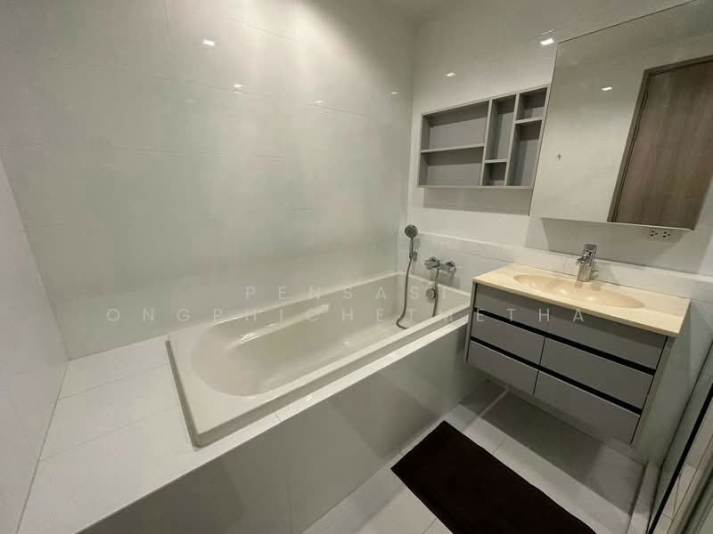 HQ Thonglor by Sansiri, Bangkok, Sukhumvit Road, Khlong Tan Nua, Watthana, Bangkok, 1 Bedroom, 45 sqm, Condo For Rent, by Pensasi Ongphichetmetha, 500341034 - DDproperty.com