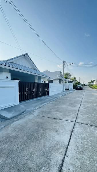 Pattaya Village - พัทยา วิลเลจ, Chon Buri (Pattaya), Nong Pla Lai, Bang Lamung (Pattaya), Chon Buri (Pattaya), 3 Bedrooms, 200 sqm, Single Detached House For Sale, by Saimaii Russiphat, 500341094 - DDproperty.com