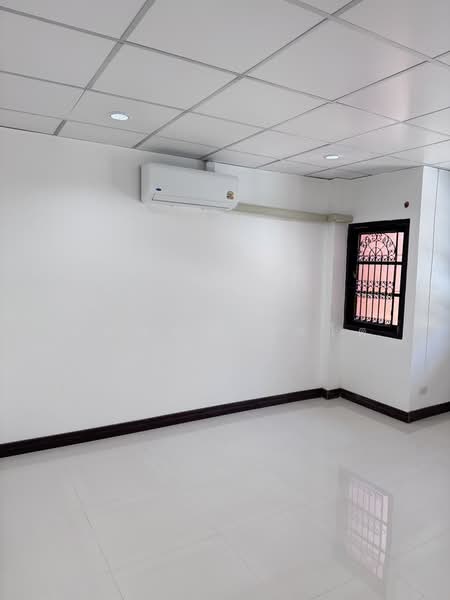 Lallyville Village, Srinakarin, Samut Prakan, Bang Kaeo, Bang Plee, Samut Prakan, 4 Bedrooms, 84 sqm, Townhouse For Rent, by PATTANAPOL SOODTO, 500341115 - DDproperty.com