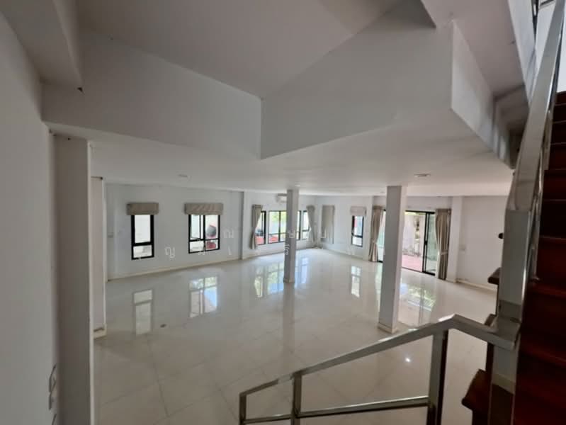 บ้านเดี่ยวราชพฤกษ์ - บางแวก 58 ซอยบางแวก 58 แยก 1 ถ.บางแวก แขวงบางแวก เขตภาษีเจริญ กรุงเทพมหานคร, Bangkok, บางแวก(ช่วงระหว่างราชพฤกษ์-พุทธมณฑลสาย1), Bang Waek, Phasi Charoen, Bangkok, 5 Bedrooms, 216 sqm, Single Detached House For Sale, by คุณบุษบง บุญมีเจริญพันธ์, 500341118 - DDproperty.com
