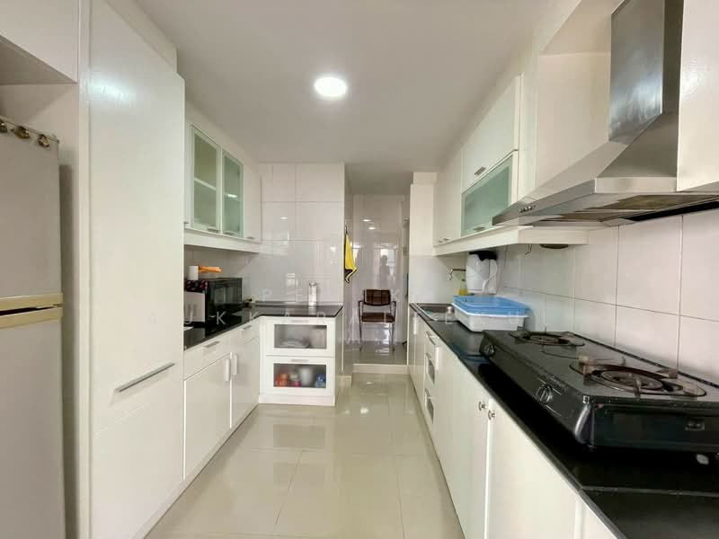 Wattana Heights, Bangkok, Sukhumvit Road, Khlongtoei Nua, Watthana, Bangkok, 3 Bedrooms, 336 sqm, Condo For Sale, by Pemika Aukkaraleekul, 500341132 - DDproperty.com