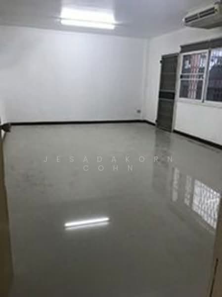 5-BR Townhouse, Bangkok, Lat Phrao, Bangkok, 5 Bedrooms, 377 sqm, Townhouse For Sale, by Jesadakorn Cohn, 500341144 - DDproperty.com