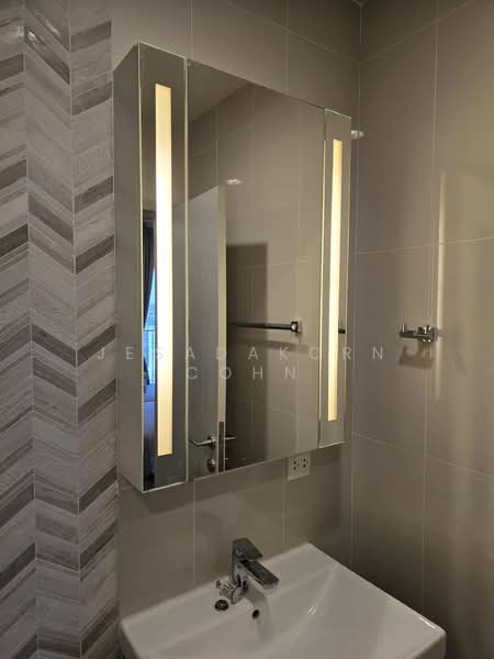 Oka Haus Sukhumvit 36, Bangkok, 3399 Rama 4 Road, Khong Tan, Khlong Toei, Bangkok, 2 Bedrooms, 50 sqm, Condo For Sale, by Jesadakorn Cohn, 500341157 - DDproperty.com