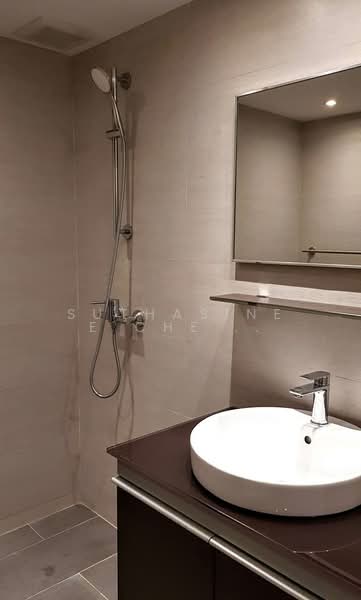Sukhumvit Suite, Bangkok, 19 Soi Sukhumvit 13, Khlongtoei Nua, Watthana, Bangkok, 1 Bedroom, 58 sqm, Condo For Sale, by Suthasinee Chenchopching, 500341182 - DDproperty.com