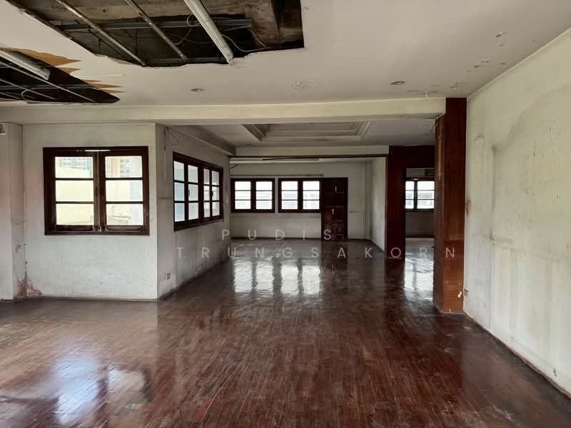 Large House for Rent – Pradipat, Bangkok, Phaya Thai, Phaya Thai, Bangkok, , 800 sqm, Shophouse For Rent, by Pudis Chitrungsakorn, 500341191 - DDproperty.com